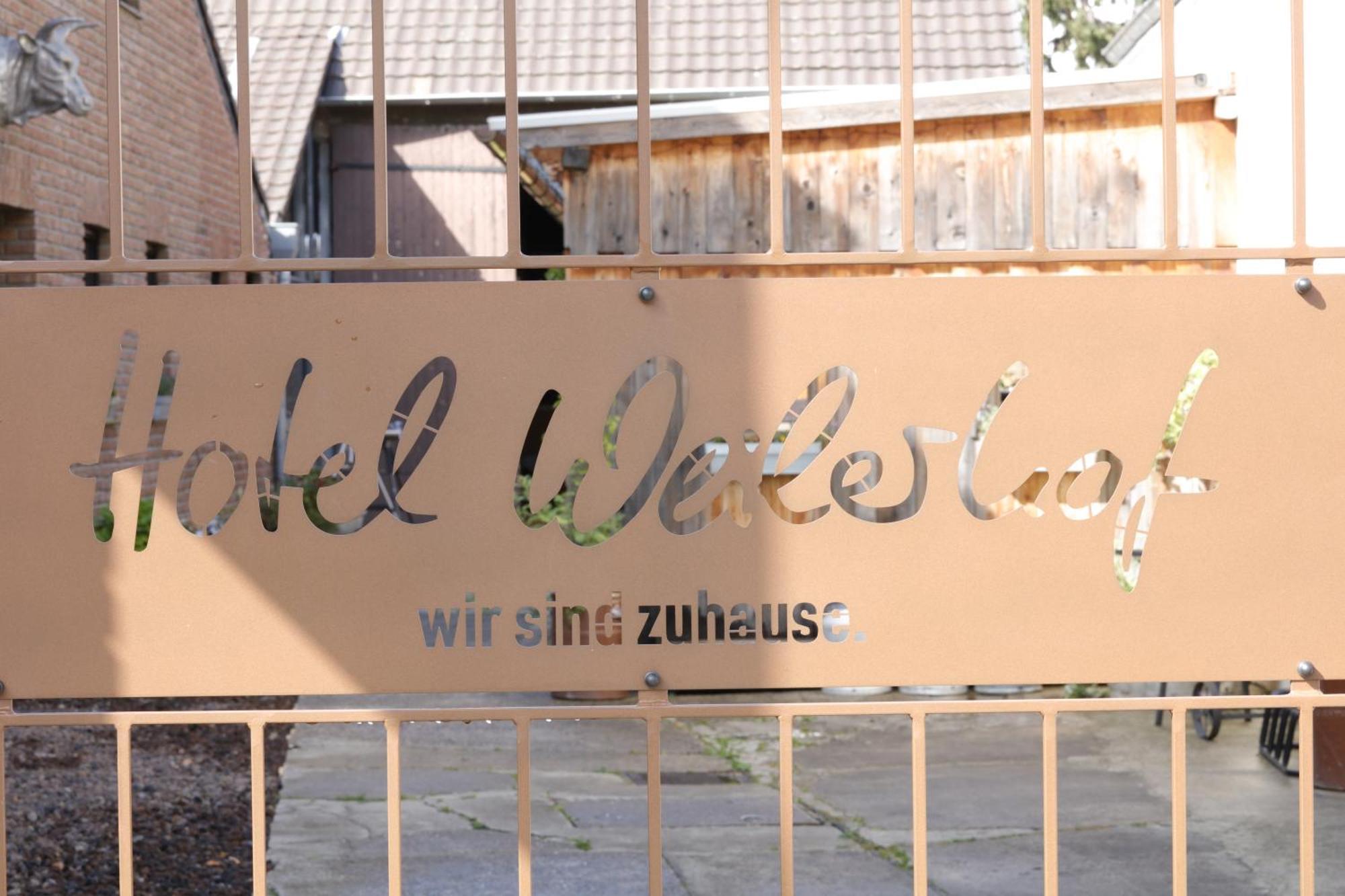 Hotel Weilerhof Dormagen Exterior foto